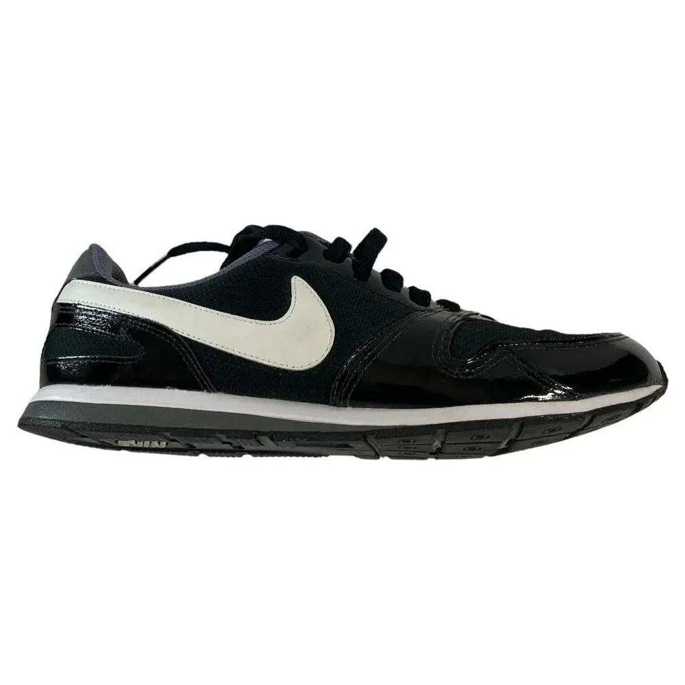 Nike Tanjun Running Shoes